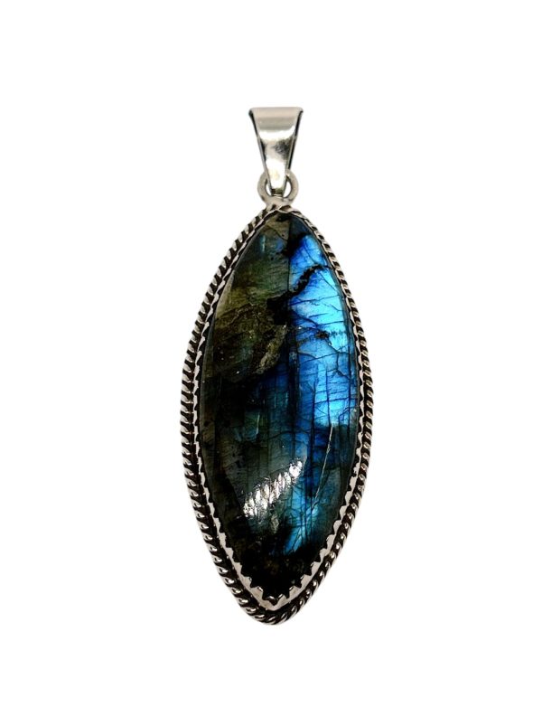 Labradorite pendant