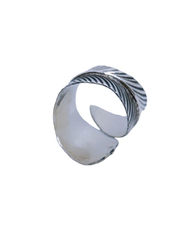 Leaf Adjustable Ring - Image 3