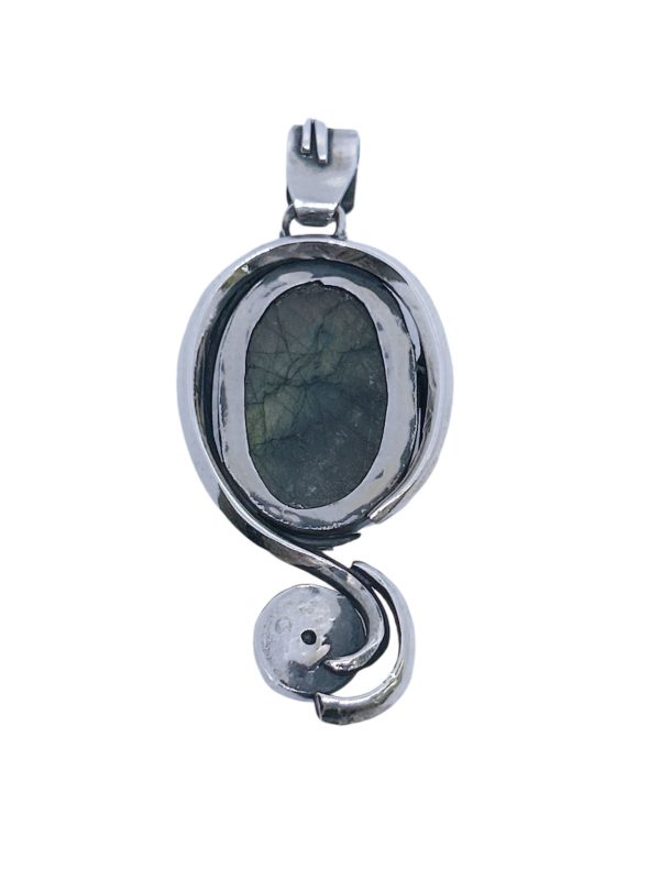 Purple Fire Labradorite Pendant - Image 4