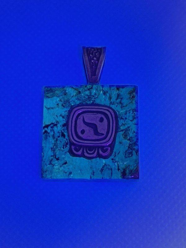 Kimi Mayan Gliph Pendant - Image 5